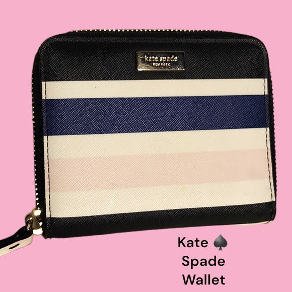 kate spade Handbags - Kate Spade wallet  Beautiful  and clean